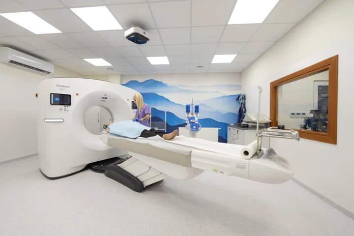 Zdjęcie: Nowy tomograf komputerowy w szpitalu